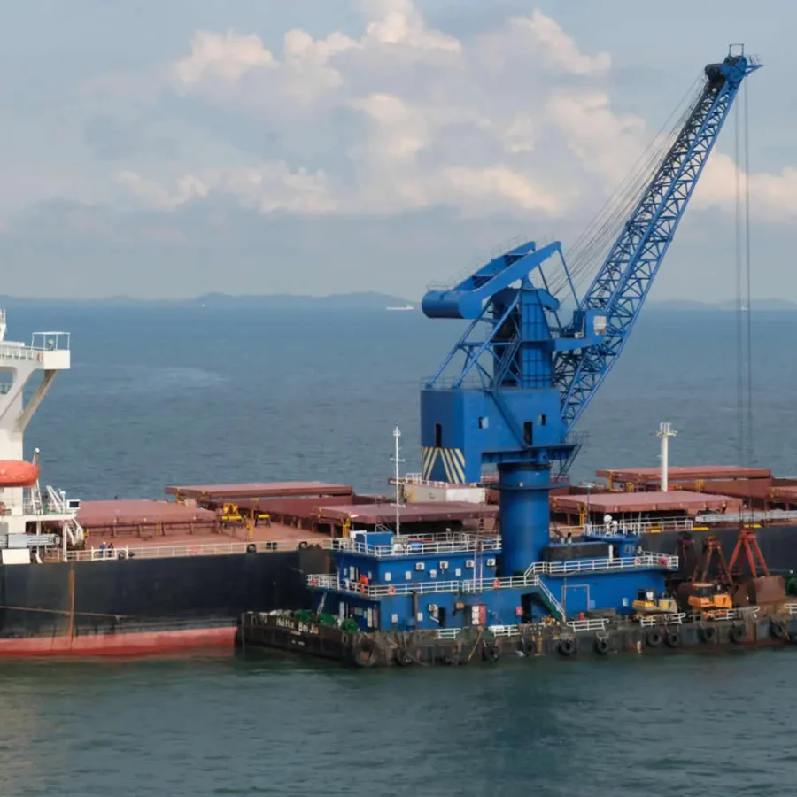 portfolio-Coal-shipping-service-loading-port